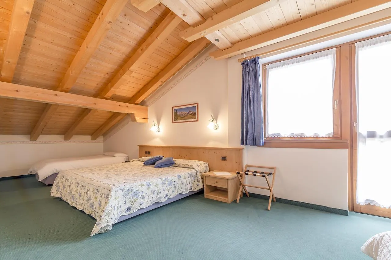 Hotel Garni La Stua Selva di Cadore 3*,
