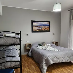 https://la-porta-delle-eolie-2-0.sicilyhotelsitaly.net