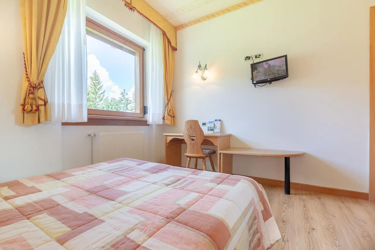 Hotel Garni La Stua Selva di Cadore 3*,