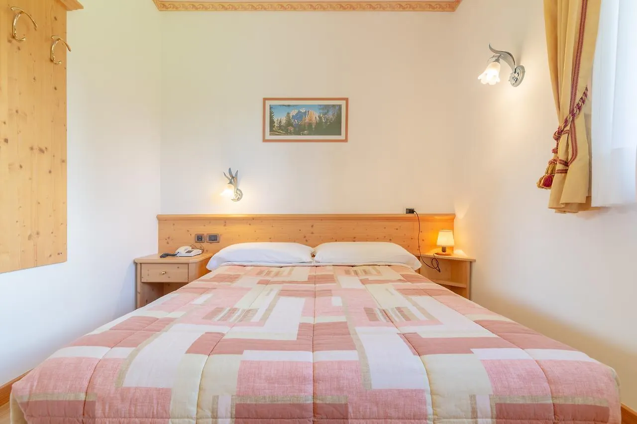 Hotel Garni La Stua 셀바디카도르